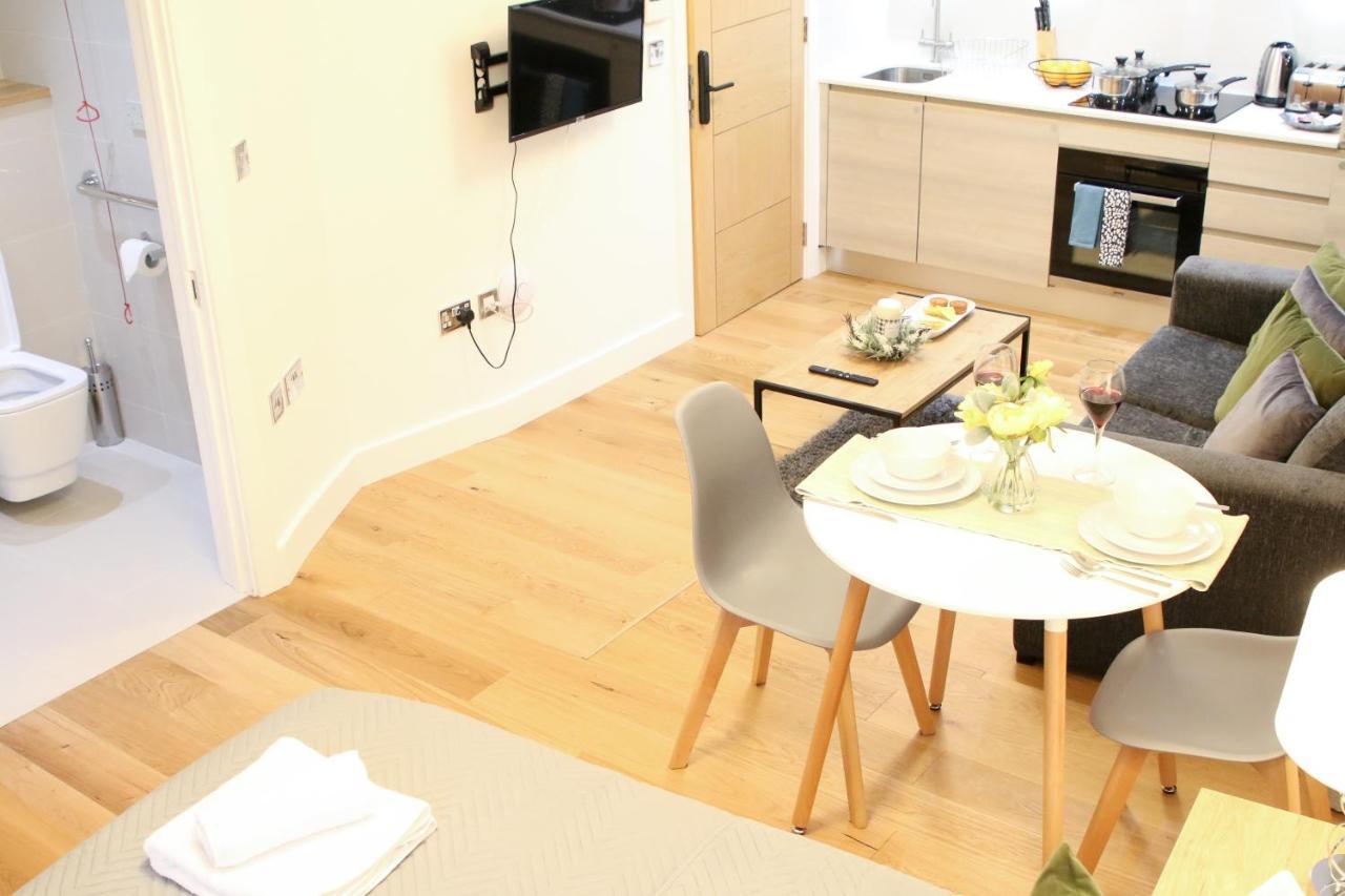 Lovely Studio Apartment With Access For Wheel-Chairs In Sydenham Londýn Exteriér fotografie