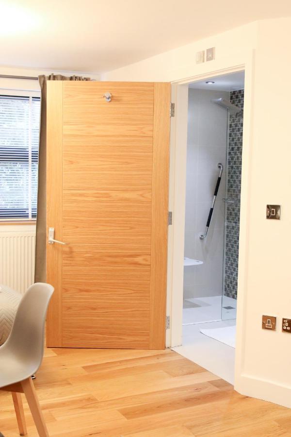 Lovely Studio Apartment With Access For Wheel-Chairs In Sydenham Londýn Exteriér fotografie